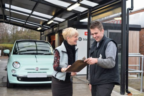 ‘Click & Fit’ Changing the Way People Buy Tyres in UK 20160602070454ENPRN374273 blackcircle com 1y 1464851094MR