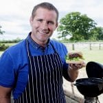 Kindred 35286 Food Standar Agency : Phil Vickery making burgers at home.