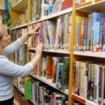 Saturday openings to continue at St Davids library