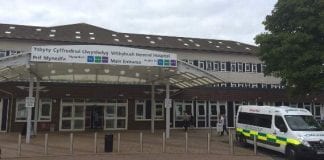 Datganiad Bwrdd Iechyd Prifysgol Hywel Dda ar wasanaethau pediatreg yn Sir Benfro Withybush Hospital