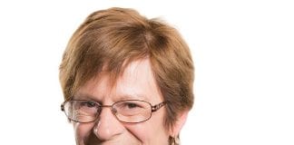 Joyce backs electrical safety campaign for older people/Joyce yn cefnogi ymgyrch am ddiogelwch trydan i’r henoed Joyce Watson AM 27555057234