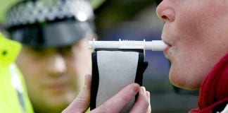 Warning against Drink Driving at Christmas Breathalyser 2494073k