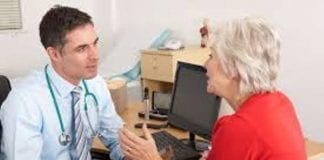 Hywel Dda Health Board: Diweddariad ar gwasanaeth Tu-Allan-i-Oriau Dydd Gwener 06.04.18 / Update on GP Out-of-Hours service Friday 06.4.18 GP2