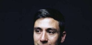 JOEY DOSIK ANNOUNCES DEBUT ALBUM ‘INSIDE VOICE’ Joey Dosik credit Rog Walker low