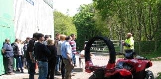 Expert advice and cutting costs through Farming Connect fully-funded clinics/Cyngor arbenigol a lleihau costau trwy gymorthfeydd Cyswllt Ffermio sydd wedi eu hariannu yn llawn Farming Connect HS