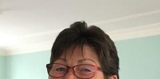 To someone who may need a lift! xxx – A Poem by Tracy Davies Tracy Davies