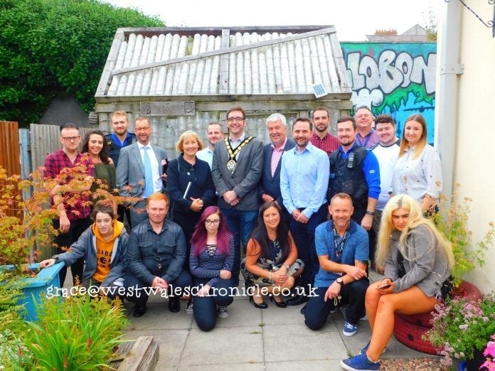 LogoLicious 20180808 120617 LogoLicious 20180808 120617