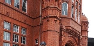 Breakfast DJ preparing to ‘Run the Diff’ for children’s charity Polly James 2