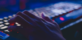 NSPCC issues livestreaming and video-chat warning as survey highlights risks 20181017 101558