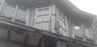 Siop Y Werin – Do you have any fond memories of Llanelli’s old Welsh language bookstore? FB IMG 1538729135939