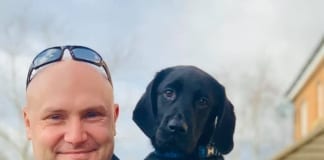 POLICE OFFICER HELPS TO REUNITE FAMILY WITH LOST DOG Simon and Reggie