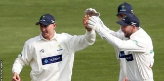 Glamorgan sign Dan Douthwaite D3kJYsGXsAA343E