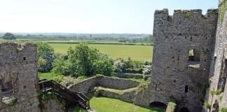 Welsh language tour to reveal Carew Castle’s rich history/ Taith Gymraeg i ddatgelu hanes cyfoethog Castell Caeriw CarewTourWeb