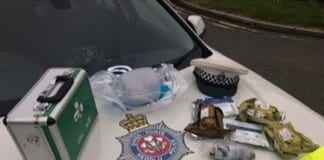 LIFE SAVING MEDICAL KIT FOR POLICE ON THE ROADS | HEDDLU AR Y FFYRDD YN DERBYN CIT MEDDYGOL I ACHUB BYWYDAU Medical kits