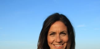 Celebrities back Walk Together to stop people dying of bowel cancer Julia Bradbury walking photo
