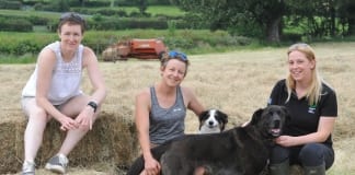 Farmers open farms to schools to inform food choices of next generation Marianne Burrell Rhian Pierce and Gwen Davies 1 1
