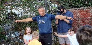Swansea City legend visits school holiday project Lee00021