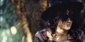 WAYNE HUSSEY – Announces Extensive ‘Salad Daze’ UK Tour Wayne Hussey Aug 84 Fr492 JF RT 1 690x449