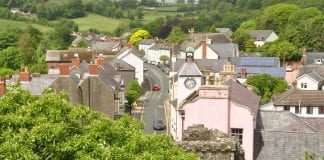 ONE YEAR ON… PLASTIC FREE LAUGHARNE TURNS TIDE ON WASTE Laugharne from the castle 5842