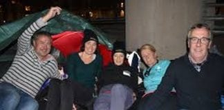 SWANSEA BUSINESS WORLD BRAVES THE ELEMENTS: 70 TO SLEEP ROUGH TO TACKLE YOUTH HOMELESSNESS Byte Night 2018