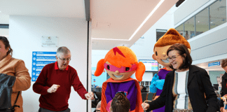 Dydd Miwsig Cymru takes disco to children’s hospital ward so no one misses out on the parti First Minister and Eluned Morgan