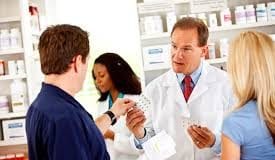 #HelpwchNiI’chHelpuChi trwy ymweld â’ch fferyllfa leol am help gydag anhwylderau cyffredin y Pasg hwn community pharmacy
