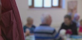 LGA RESPONDS TO CARERS UK RESEARCH ON UNPAID CARERS’ EXPERIENCE DURING CORONAVIRUS LGA RESPONDS TO CARERS UK RESEARCH ON UNPAID CARERS’ EXPERIENCE DURING CORONAVIRUS
