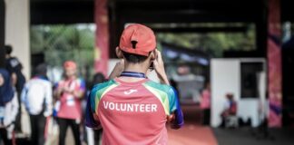 10 million Brits volunteering as the nation unites in the Isolation Economy, says Legal & General ray sangga kusuma 7uSrOyY1U0I unsplash