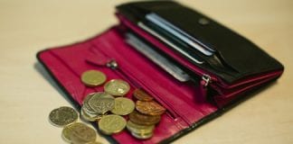 Struggling to Pay Your Rent? Here’s What You Need to Know Purse