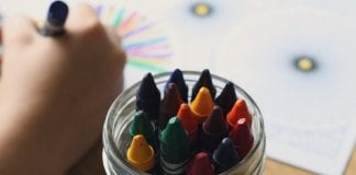 LGA RESPONDS TO CHILDREN’S COMMISSIONER REPORT ON EARLY YEARS crayons 1445054 1920