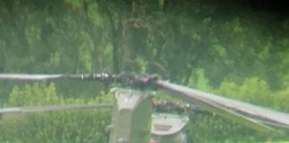 Chinook makes an emergency landing in a Carmarthenshire field img 8908 1 1