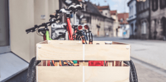 COURIER FIRMS URGED TO SWAP LARGE VANS FOR CARGO BIKES – NEW LGA REPORT Cargo bike