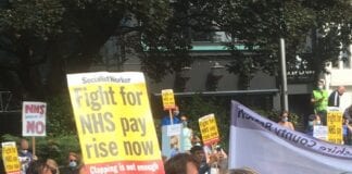 NHS workers fight for pay rise img 8989