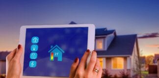 5 Ways That IoT Is Revolutionizing e-Commerce smart home 3920905 1920