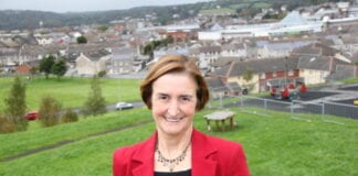 lanelli MP urges thousands of Llanelli’s Child Trust Fund generation not to miss out IMG 4872 e1442246399576