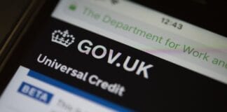 Universal Credit 105194239 universalhi043134011