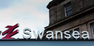 Trafnidiaeth Cymru a Network Rail i gyflawni gwelliannau yng ngorsaf Abertawe Swansea opening 1 of 1 2 scaled