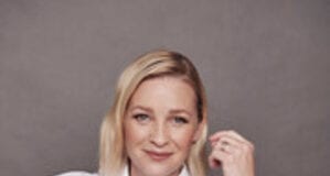 Seren ‘Gavin and Stacey’, Joanna Page, i arwain ymgyrch arwyr cymunedol Cyfrifiad 2021 20191106 joannapage8752 crop