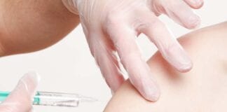 Cyhoeddiad ar frechlyn COVID-19 – diweddariad BIP Hywel Dda Vaccination