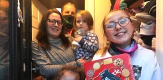 Voucher and family activity packs for all Pembs young carers this Christmas davies family scaled