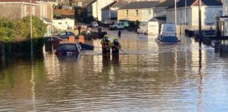 Mid & West Wales Fire & Rescue 22 Jan 2021 Mid and West Wales Fire and Rescue Service flooding incidents 21st January 2021 116615956 skewenfirefighters