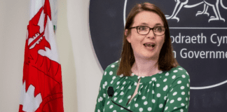 Welsh Government announcement on schools KW presser