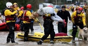 Mid & West Wales Fire & Rescue 21 Jan 2021 Mid and West Wales Fire and Rescue Service attend 98 flooding related incidents images 6