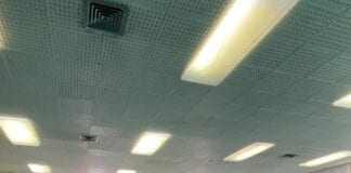 Mae dal amser i gymryd rhan mewn raffl wych a drefnwyd gan Gareth Whalley o Comins Coch, Aberystwyth, i gefnogi Elusennau Iechyd Hywel Dda. Heather Whalley etc scaled