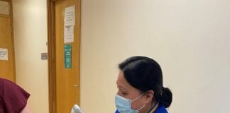 Staff y GIG yn diolch i’r cyhoedd am gefnogaeth barhaus Sharon Rickard Clinical Site Manager