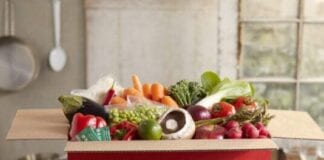 Food & Travel Gousto 45 degree Japan box shot Blank NL 1 scaled e1597150343235