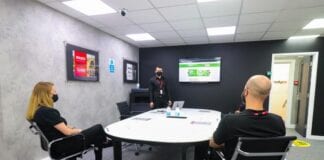 Cyfnod ymgeisio sgiliau Cyswllt Ffermio yn agor wrth i hyfforddiant wyneb yn wyneb ailddechrau Hyfforddiant wyneb yn wyneb Face to face training