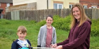 Newport brothers in 100-day attack on local litter for Action for Children collecting litter scaled