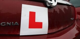 Extending the validity of theory tests not the right course of action, says learner-driver insurance CEO https s3 images.ladbible.com s3 content 68a728e86012967af4803968f652b24e