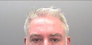 Possessive husband jailed for coercive and controlling behaviour and stalking jonathan wignall 170566